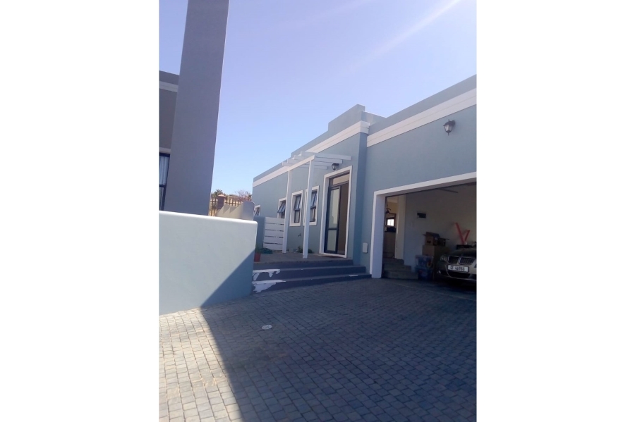 3 Bedroom Property for Sale in Glen Lilly Western Cape
